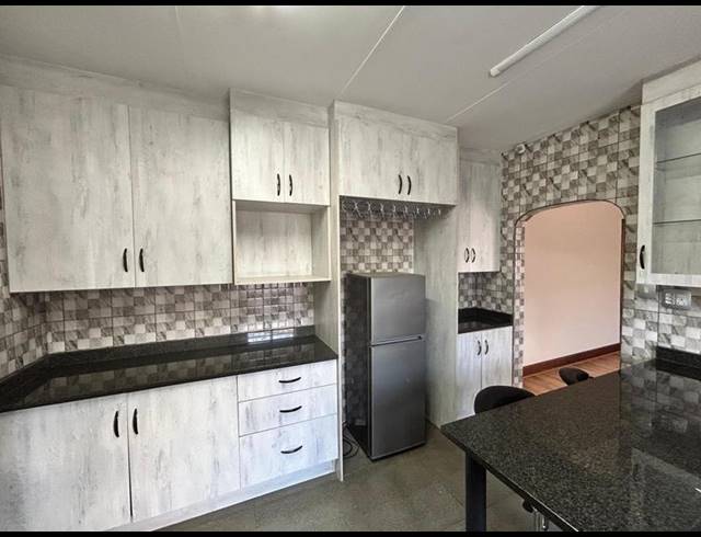 4 BEDROOM HOUSE FOR SALE IN DALVIEW